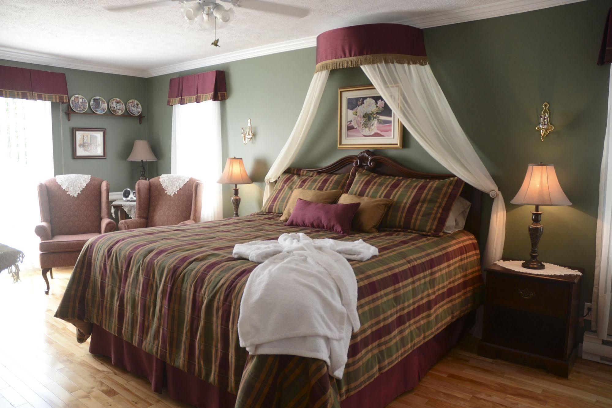 Côté's Bed&Breakfast Grand Falls Exterior foto